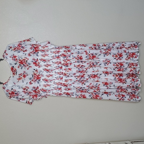 Torrid iris & Rose Floral Smocked Challis Skater Dress 3X White Pink - Picture 8 of 10